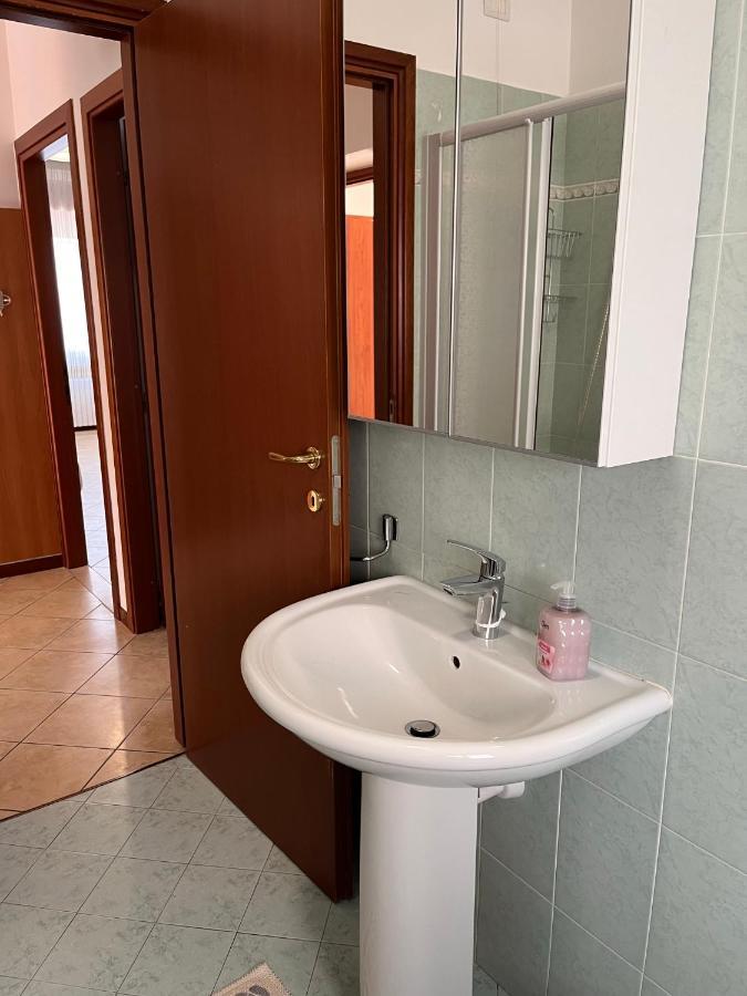 Sebino 11 Apartment Peschiera del Garda Exterior photo