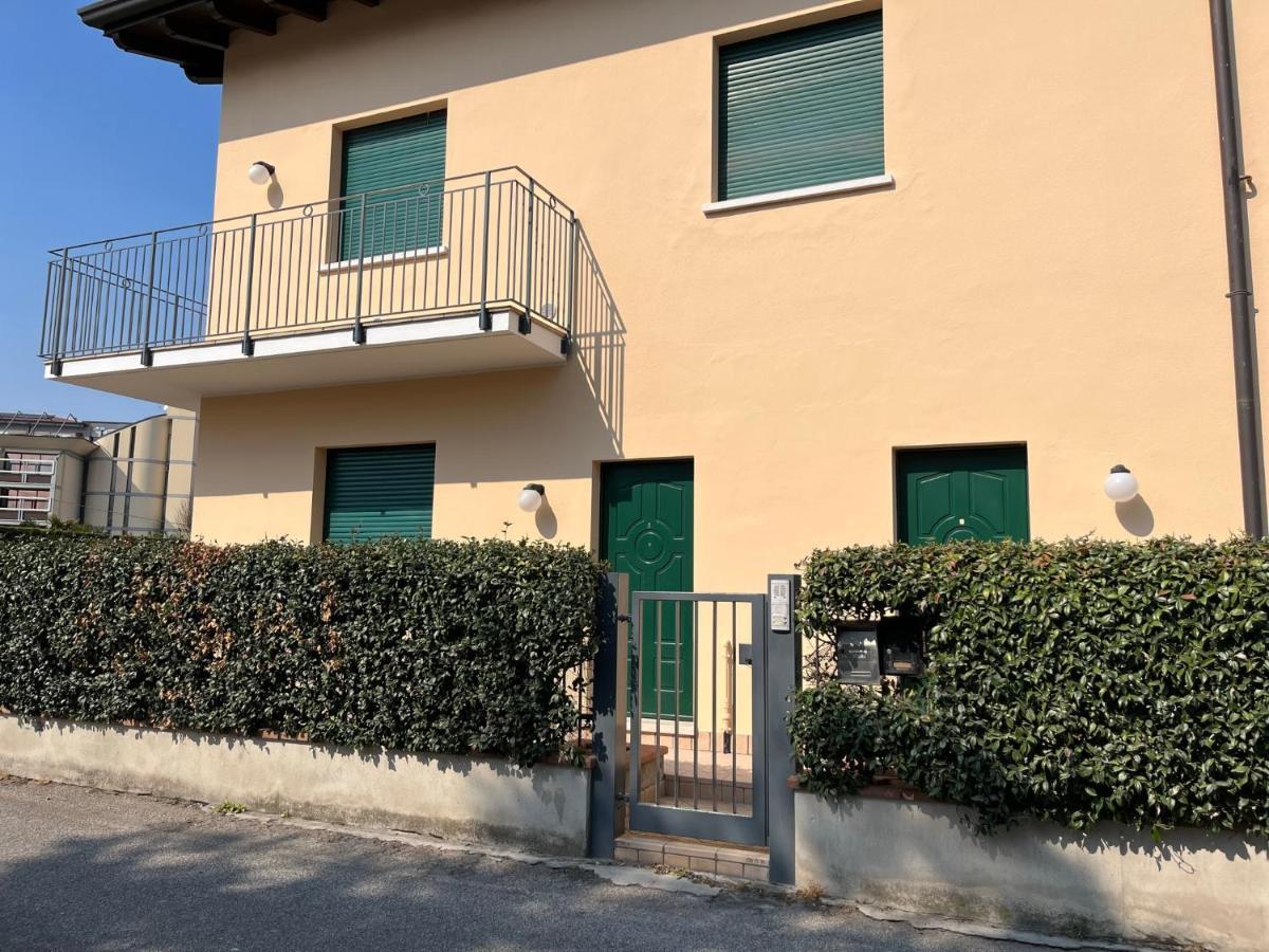 Sebino 11 Apartment Peschiera del Garda Exterior photo